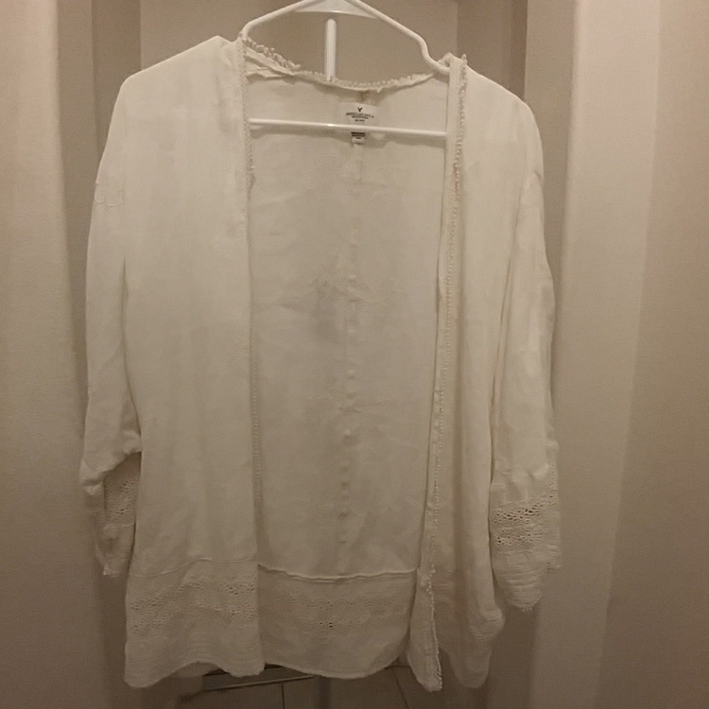 ❄SALE❄American Eagle Outfitters eyelet kimono - Picture 2 of 7